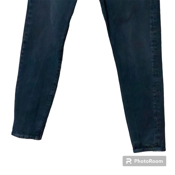 Levi’s Premium Wedgie Icon Fit High Rise Ankle Jeans in Wild‎ Bunch Dark Wash - Picture 9 of 12